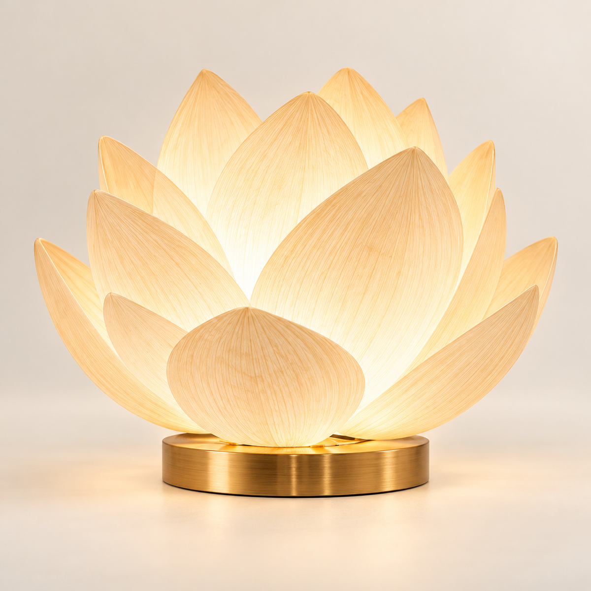 UOUOUOW Petalume Sculptural Petal Table Lamp